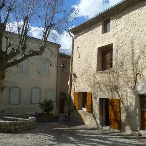 Maison Dans Le Village , Ribiers France